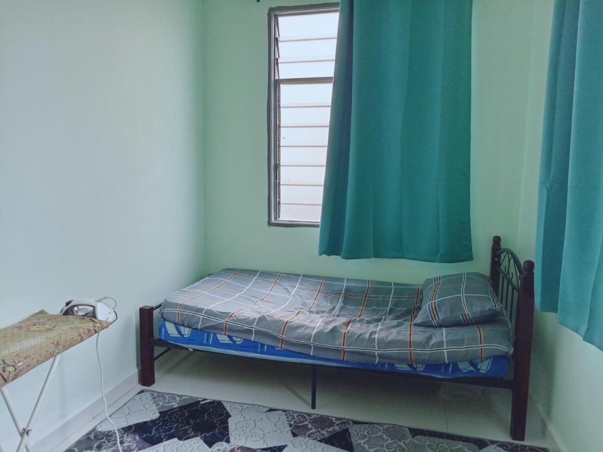 Homestay Wan Z Kuala Terengganu Extérieur photo