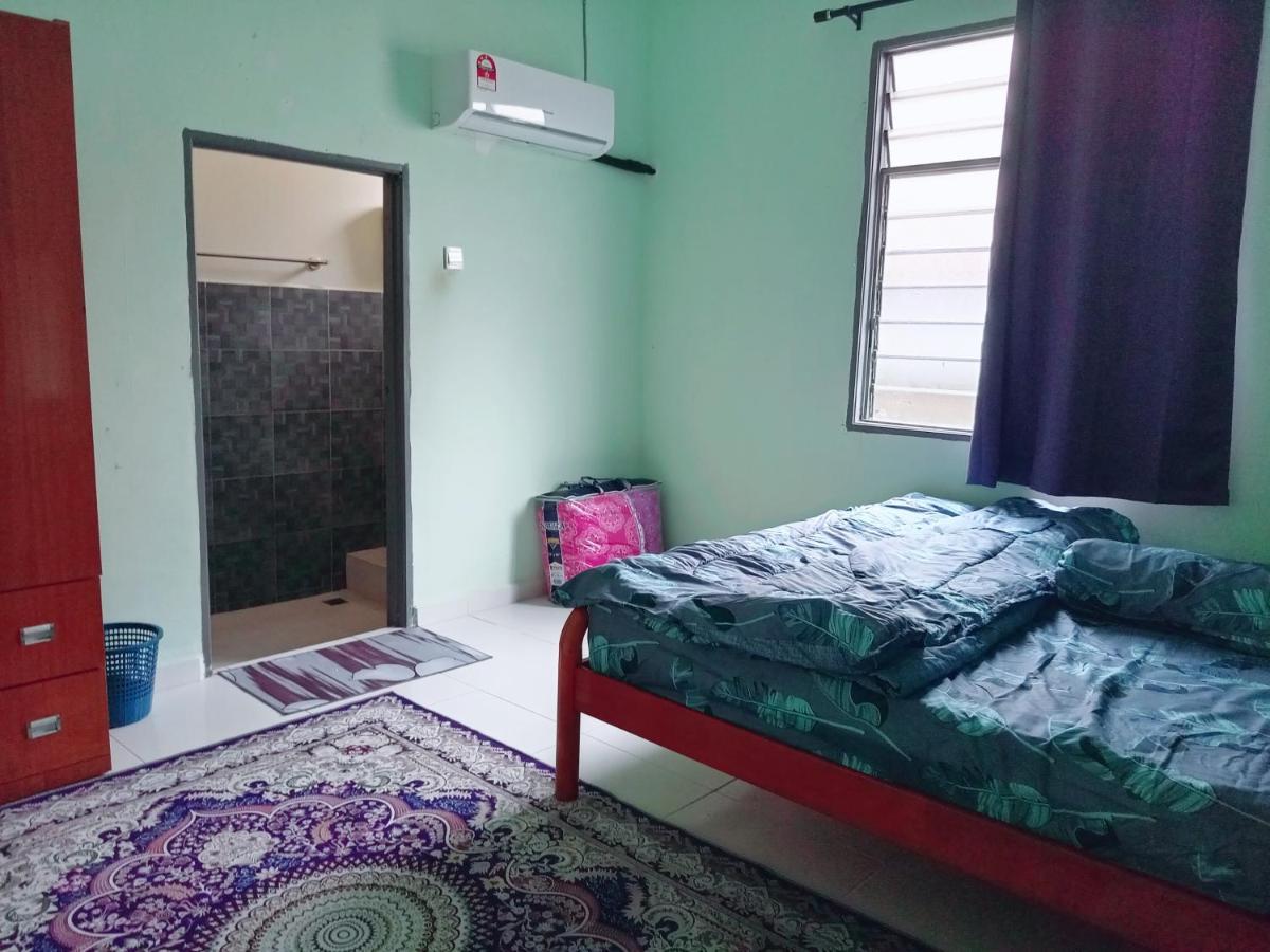 Homestay Wan Z Kuala Terengganu Extérieur photo